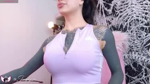 Snapshot of sharpay_evans chatting on 04/01/26, 07:55 Antonia online show from 04/01/26, 07:55