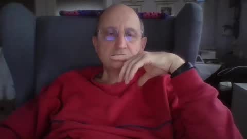 Snapshot of sharpshoder chatting on 01/23/25, 03:01 Peter online show from 01/23/25, 03:01