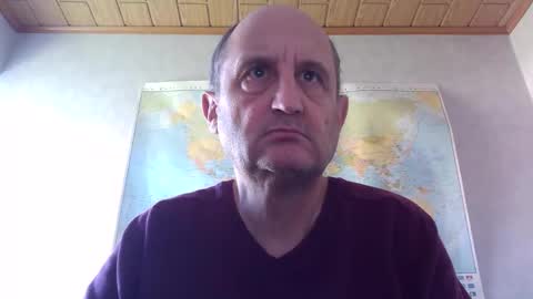 Snapshot of sharpshoder chatting on 10/18/25, 10:38 Peter online show from 10/18/25, 10:38