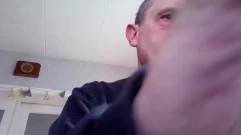 Snapshot of sharpshoder chatting on 12/15/25, 11:14 Peter online show from 12/15/25, 11:14