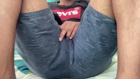 Snapshot of shash2014 chatting on 12/15/24, 09:56 Shashii online show from 12/15/24, 09:56