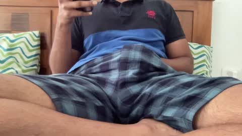 Snapshot of shash2014 chatting on 01/15/25, 09:56 Shashii online show from 01/15/25, 09:56