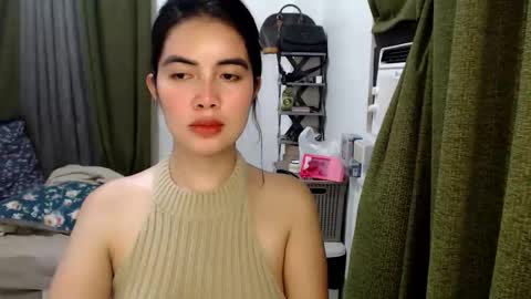 Snapshot of shasha_carreon chatting on 02/21/26, 06:42 shasha online show from 02/21/26, 06:42