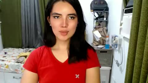 Snapshot of shasha_carreon chatting on 04/13/26, 12:32 shasha online show from 04/13/26, 12:32