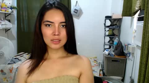 Snapshot of shasha_carreon chatting on 05/25/26, 08:20 shasha online show from 05/25/26, 08:20