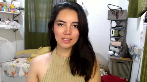 Snapshot of shasha_carreon chatting on 05/25/26, 11:55 shasha online show from 05/25/26, 11:55