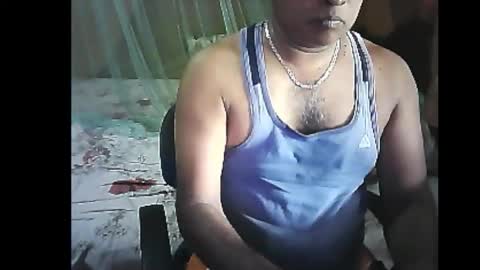 Snapshot of shashee870242 chatting on 10/15/25, 03:28 Shashee870242 online show from 10/15/25, 03:28