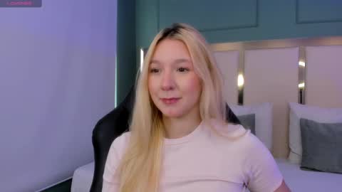 Shantall online show from 01/24/25, 05:11