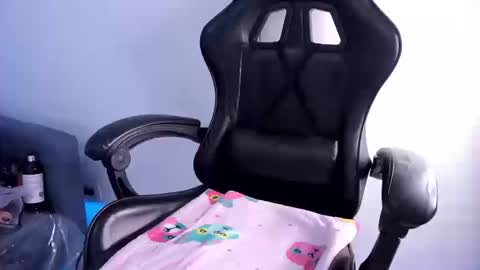 Snapshot of shaunadream_ chatting on 03/14/26, 02:17 Shauna online show from 03/14/26, 02:17