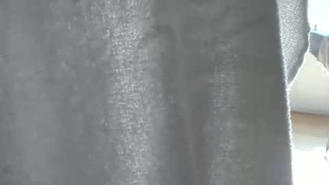 Snapshot of shavedvegasfun chatting on 10/24/25, 05:42 shavedvegasfun online show from 10/24/25, 05:42