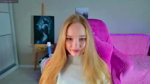 Snapshot of shawty_mia chatting on 11/28/25, 02:20 Shawty Mia online show from 11/28/25, 02:20