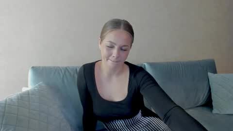 Sue online show from 12/13/25, 08:04