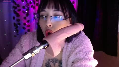 Snapshot of shayla_bbs chatting on 01/07/25, 04:29 Shayla 3 online show from 01/07/25, 04:29