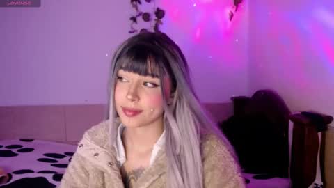 Snapshot of shayla_bbs chatting on 10/14/25, 09:04 Shayla 3 online show from 10/14/25, 09:04