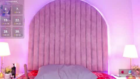 Shayla Davis  online 240 pm - 1000 pm online show from 11/06/25, 07:59