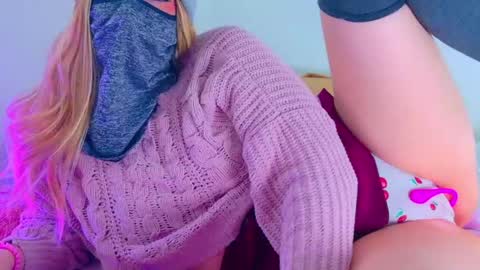 Shayla Vee online show from 04/14/26, 05:19