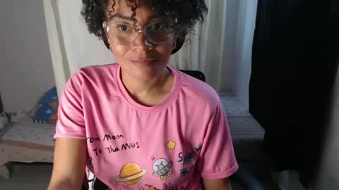 Snapshot of shayna_cute chatting on 12/31/24, 05:18 Shayna online show from 12/31/24, 05:18