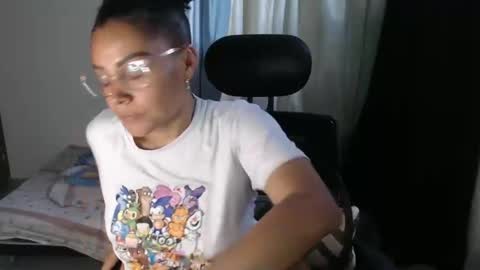 Snapshot of shayna_cute chatting on 01/09/25, 08:01 Shayna online show from 01/09/25, 08:01