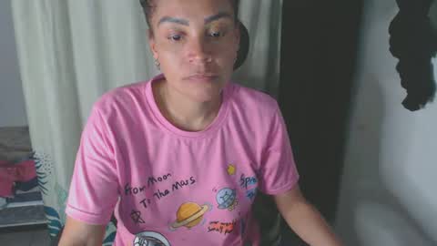 Snapshot of shayna_cute chatting on 01/20/25, 03:37 Shayna online show from 01/20/25, 03:37