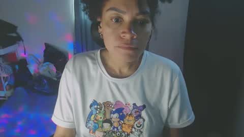 Snapshot of shayna_cute chatting on 02/17/25, 01:32 Shayna online show from 02/17/25, 01:32