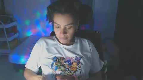 Snapshot of shayna_cute chatting on 02/22/25, 11:57 Shayna online show from 02/22/25, 11:57