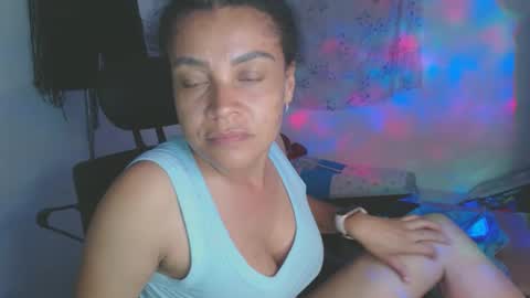 Snapshot of shayna_cute chatting on 03/10/26, 07:13 Shayna online show from 03/10/26, 07:13