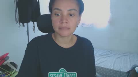 Snapshot of shayna_cute chatting on 04/14/26, 02:01 Shayna online show from 04/14/26, 02:01