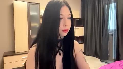 Dana online show from 11/23/25, 08:14