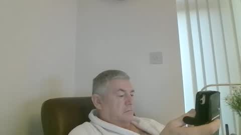 she52 online show from 12/16/24, 07:48