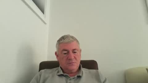 Snapshot of she52 chatting on 11/20/25, 09:09 she52 online show from 11/20/25, 09:09