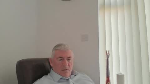 Snapshot of she52 chatting on 02/25/26, 03:10 she52 online show from 02/25/26, 03:10