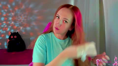 Snapshot of she_wolf1 chatting on 03/28/26, 04:23 she_wolf1 online show from 03/28/26, 04:23