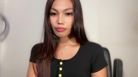 Snapshot of shealana69 chatting on 04/03/26, 02:04 MY IG Shealana69 online show from 04/03/26, 02:04