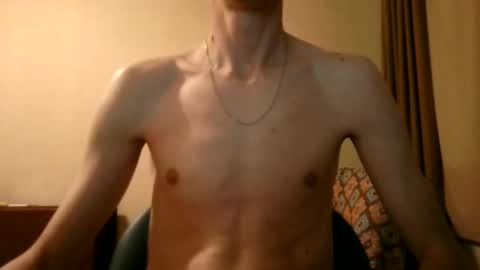 Snapshot of shedevr02 chatting on 11/06/25, 05:03 Roger online show from 11/06/25, 05:03