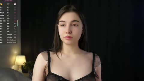 Tessa online show from 04/17/26, 02:36