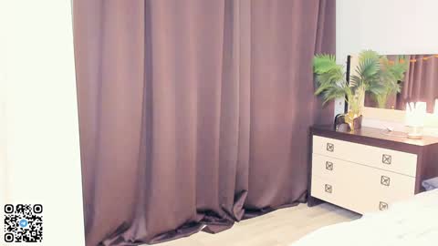 Violet online show from 12/26/24, 01:10