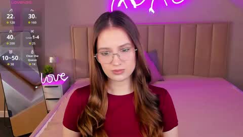 Snapshot of shei1a_shy chatting on 05/06/26, 11:59 Amely online show from 05/06/26, 11:59