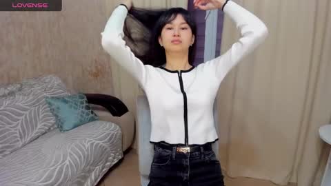 Sheila online show from 12/17/24, 04:56