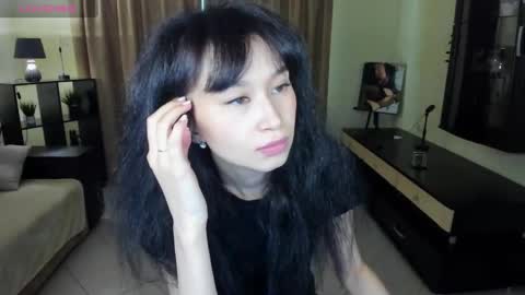 Snapshot of sheilafreman chatting on 04/21/26, 09:26 Sheila online show from 04/21/26, 09:26