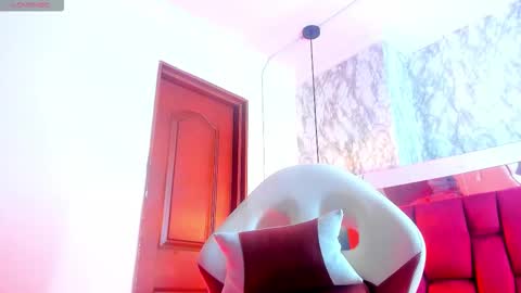 Snapshot of sheilly_brown chatting on 01/10/26, 07:04 sheilly_brown online show from 01/10/26, 07:04