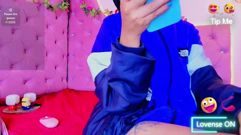 Snapshot of sheilly_brown chatting on 05/16/26, 07:23 sheilly_brown online show from 05/16/26, 07:23