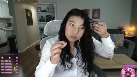 Snapshot of sheilyn_smith chatting on 03/06/26, 02:30 sheilyn_smith online show from 03/06/26, 02:30