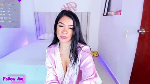 Snapshot of sheirysex chatting on 12/17/24, 02:44 Danna online show from 12/17/24, 02:44