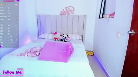 Snapshot of sheirysex chatting on 01/08/25, 05:48 Danna online show from 01/08/25, 05:48