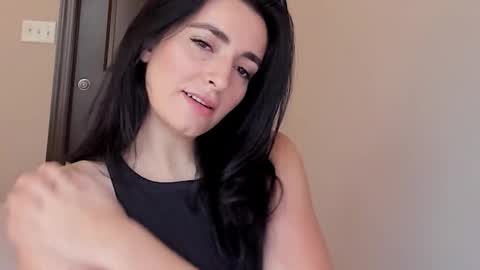 Snapshot of sheisallthat chatting on 11/22/25, 09:14 sheisallthat online show from 11/22/25, 09:14