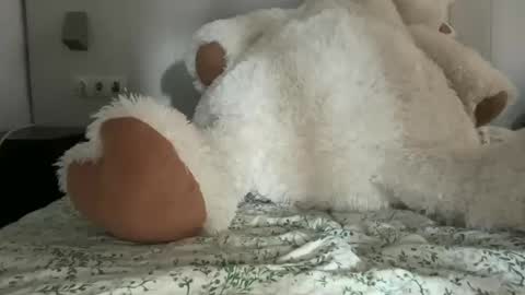 Snapshot of shekitty chatting on 03/23/26, 09:13 shekitty online show from 03/23/26, 09:13