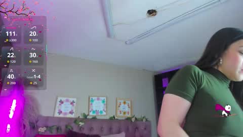 Snapshot of shelby_carson chatting on 10/29/25, 01:30 Shelby cute online show from 10/29/25, 01:30