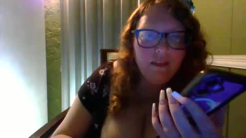 Red online show from 12/17/24, 04:23