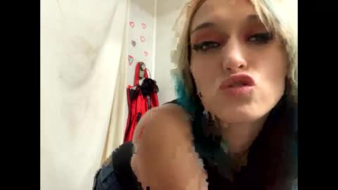 Shelby holes online show from 10/26/25, 03:01