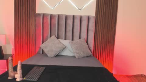 shelene_monrow online show from 12/02/25, 07:53